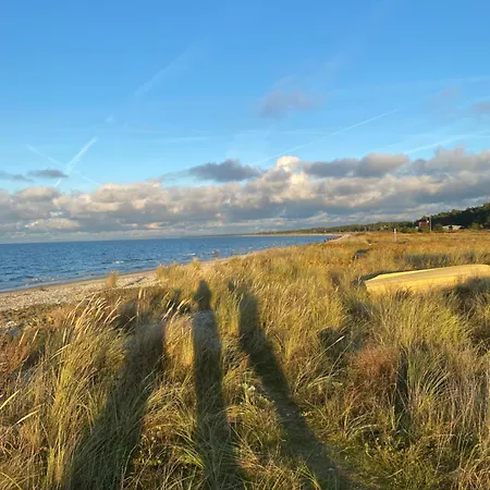 Semesterbostad Huset Ved Stranden *